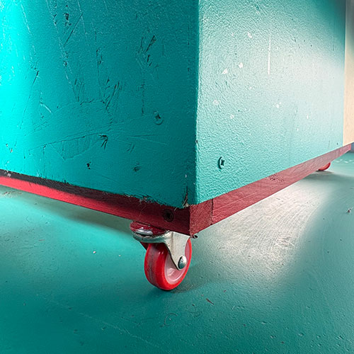 Camere d'aria a detail from desk in the entrance